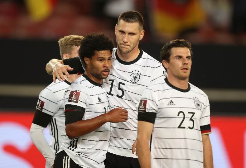 من هو معلق مباراة ألمانيا وهولندا في دوري الأمم الأوروبية؟