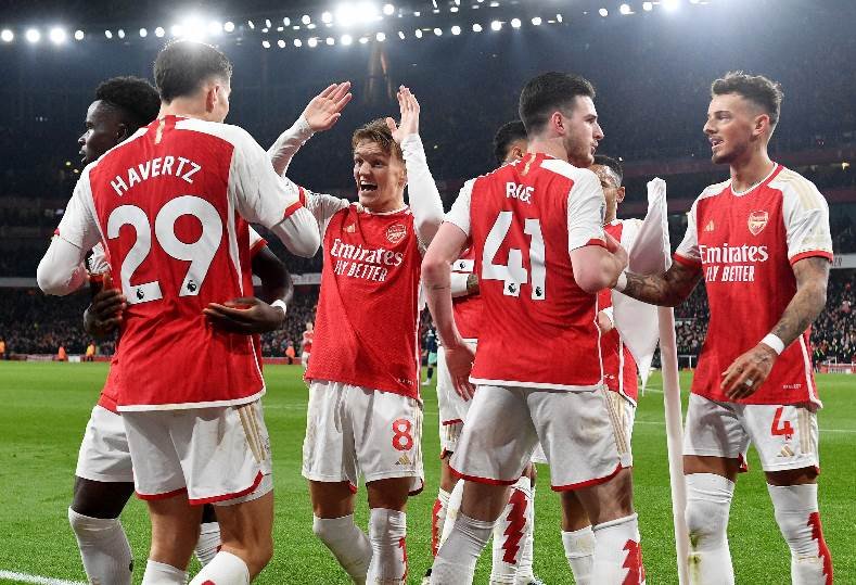 موعد لقاء آرسنال مع أتلانتا في بطولة دوري أبطال أوروبا