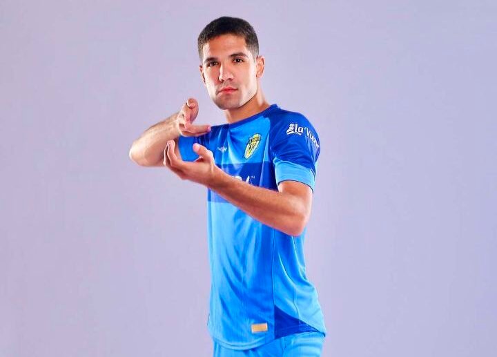 لاعب إنبي والمنتخب الأولمبي السابق ولافيينا الحالي يعلن رحيله عن صفوف الفريق بعد فسخ التعاقد بالتراضي بين الطرفين