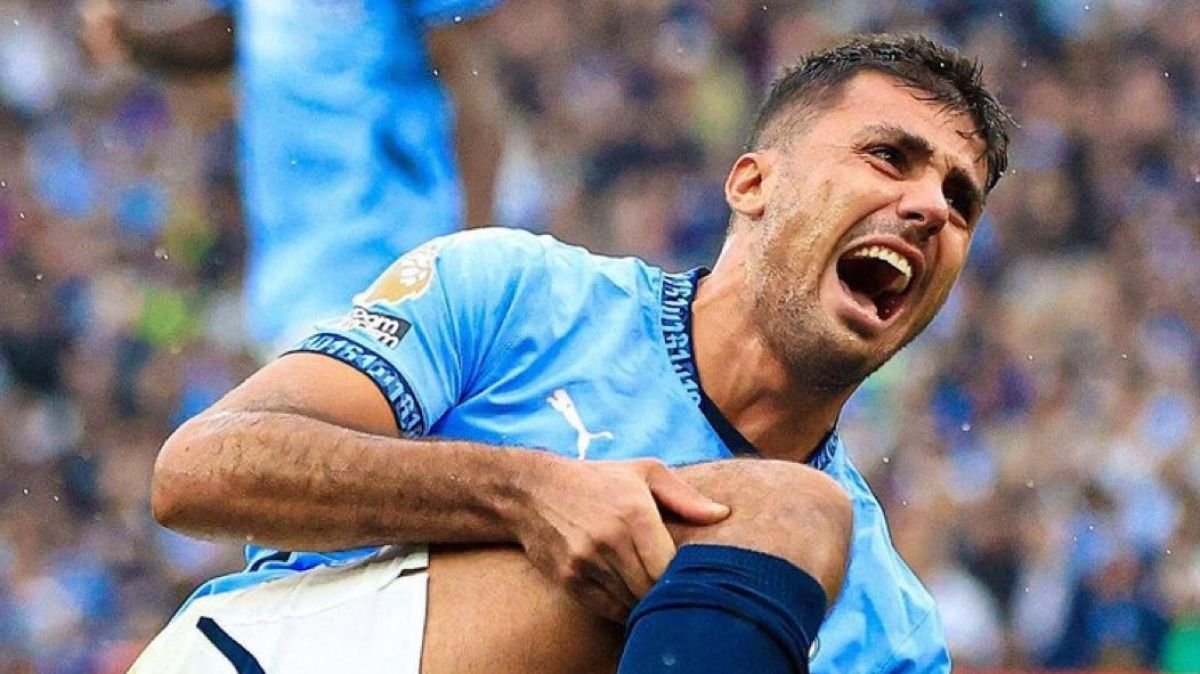 جوارديولا يعلن إنتهاء موسم رودري