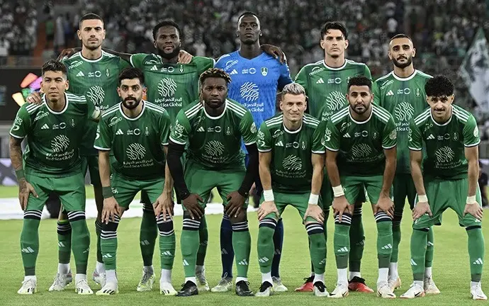 الأهلي السعودي يحصل على تعزيز كبير على الصعيد الفني قبل المواجهة الحاسمة ضد الهلال