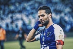 دخل ياسر القحطاني من الملاعب